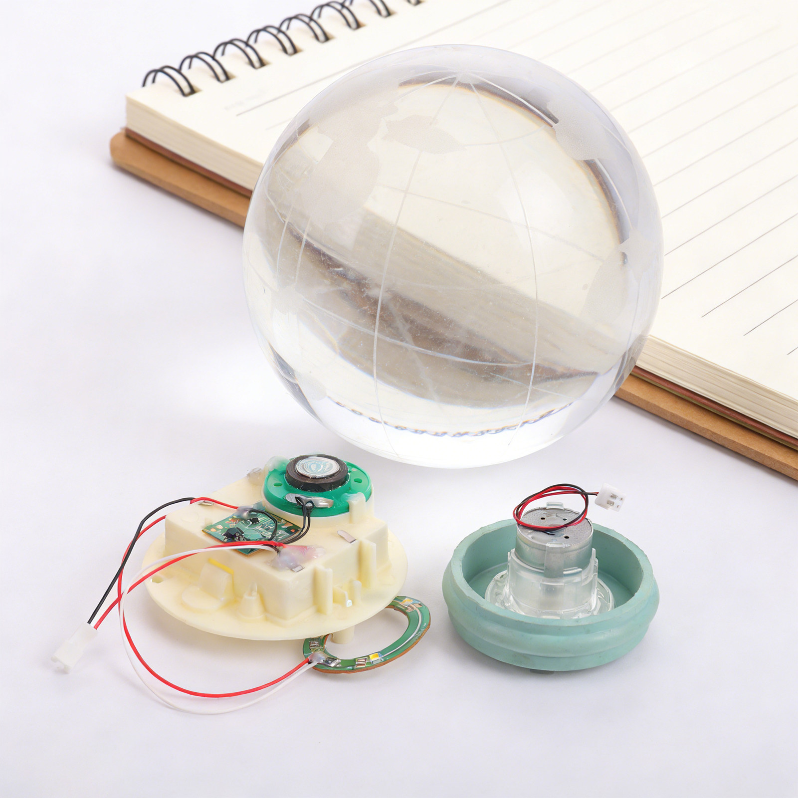 Bola Salju Bergerak dengan Mus - Plastic Dome Clear ulasan dan harga